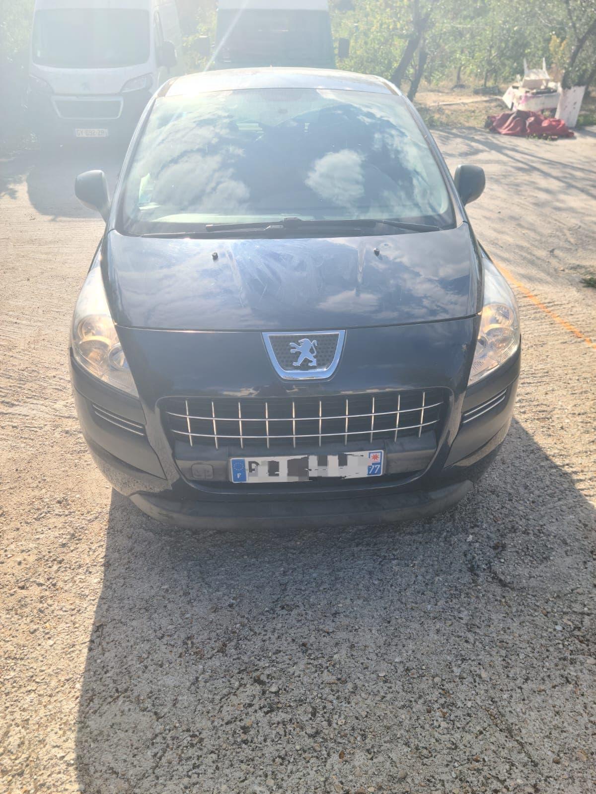 Peugeot 3008 — photo 1 sur 9